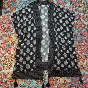 💘 Hummingbird Bohemian Black Patterned Tassle Kimono Cardigan
